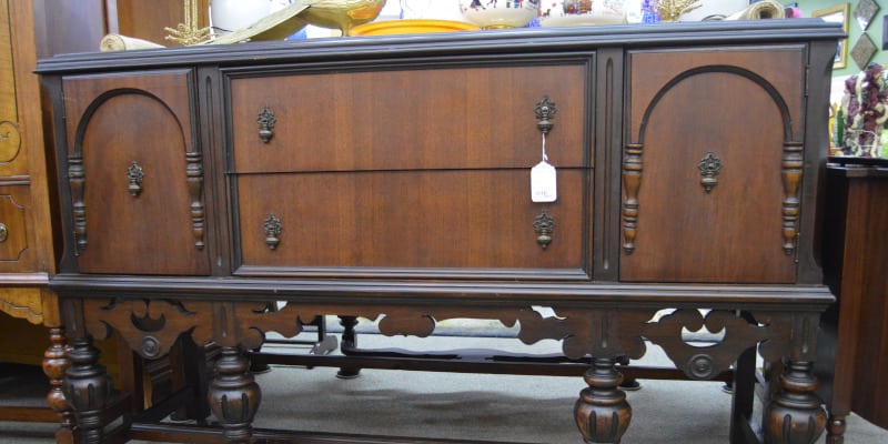 Antique & Vintage Furniture For Sale