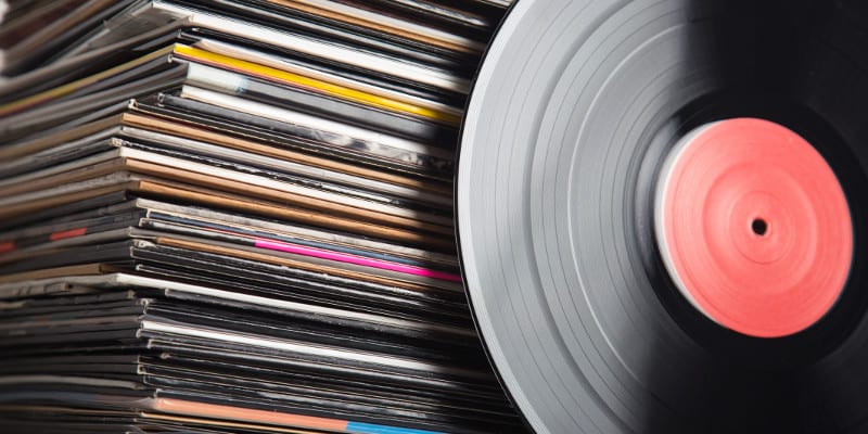 4 Out-of-The-Box Ideas for Vinyl Records